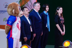 podium jr app sfe02909a copia simone ferraro ph